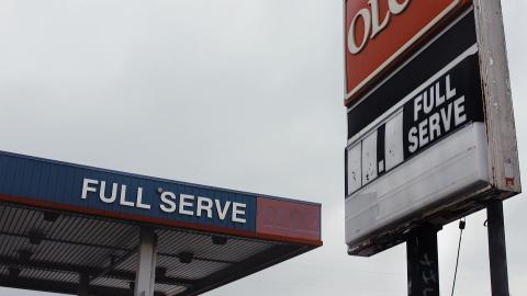 Self service gas station