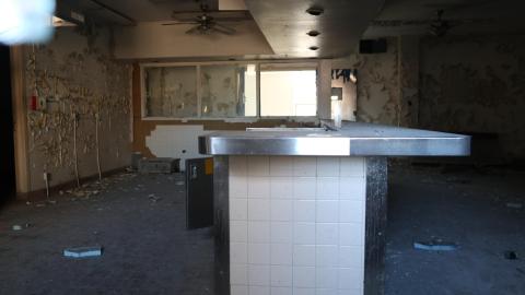 Early morning pilgrimage - IMG_0862.JPG