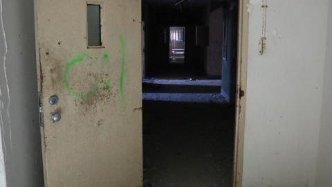 Early morning pilgrimage - IMG_0879.JPG