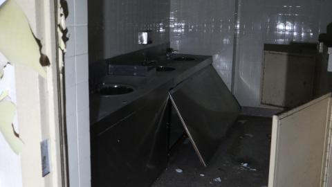 Early morning pilgrimage - IMG_0891.JPG