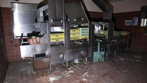 Early morning pilgrimage - IMG_0953.JPG