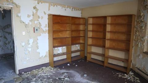 Early morning pilgrimage - IMG_0956.JPG