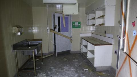 Early morning pilgrimage - IMG_0972.JPG