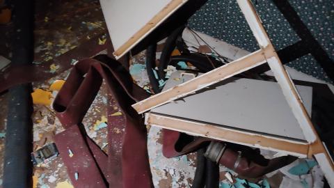 Abandoned House - 1674 Sydenham Road photo 5