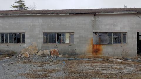 1660 Sydenham Road - 20220403_150710_HDR.jpg