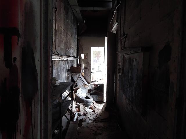 Industrial Building - 1660 Sydenham Road photo 5