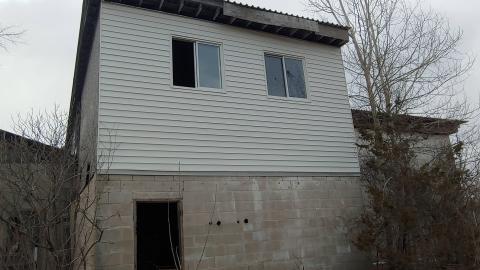 1660 Sydenham Road - 20220403_151202_HDR.jpg