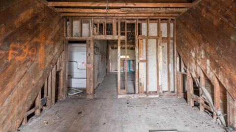 April 2019 - Exploring the Haunted Hotel Preston Springs Hotel-1.jpg