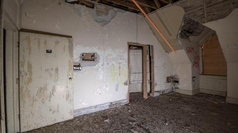 April 2019 - Exploring the Haunted Hotel Preston Springs Hotel-6.jpg