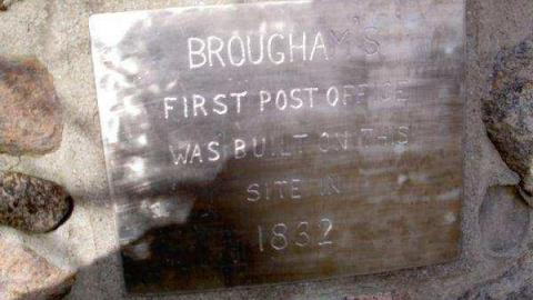 Hollow's Howell - Howells-Hollow-(ghost-town)7.jpg