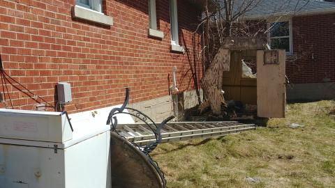 Bathtub forts are cool - 20220412_143710.jpg