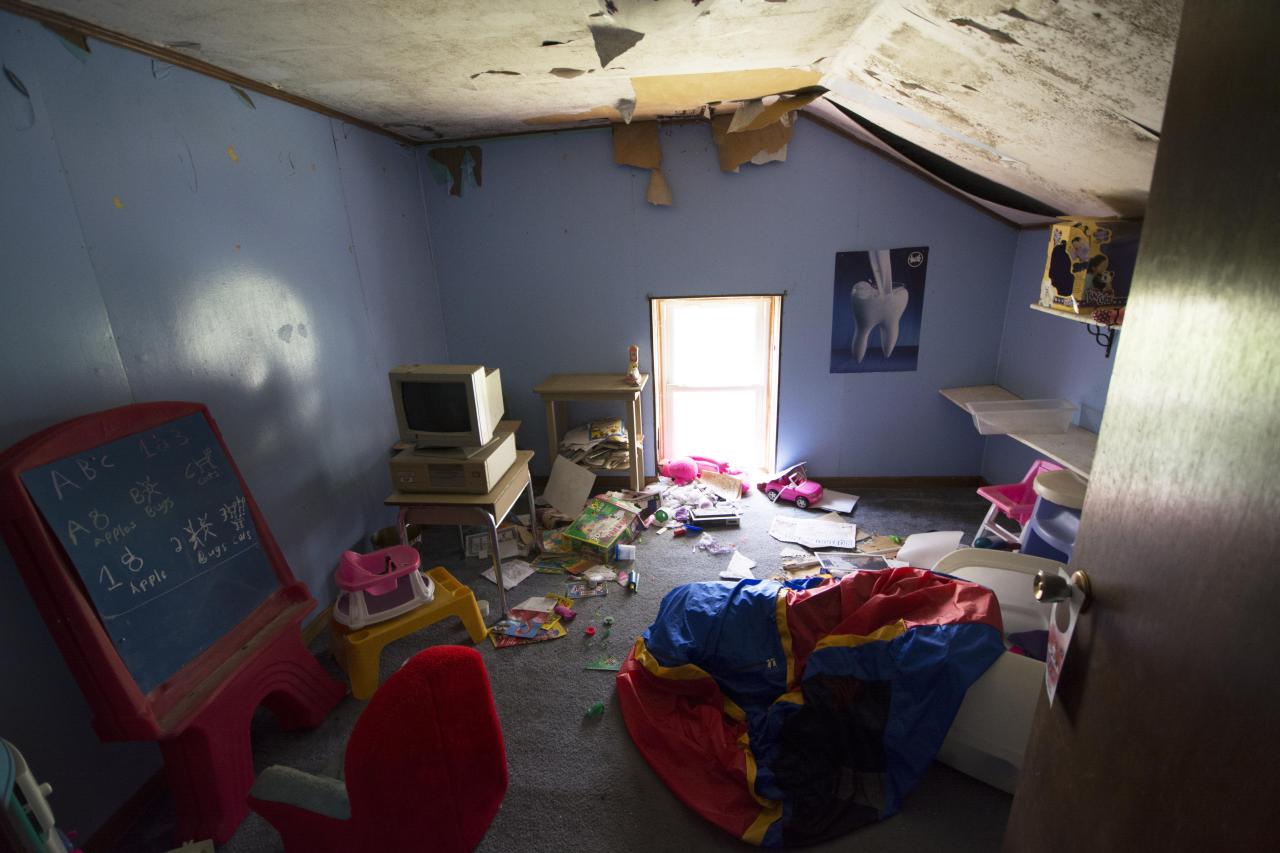 Let The Bodies Hit The Floor - May 2016 - 10.jpg