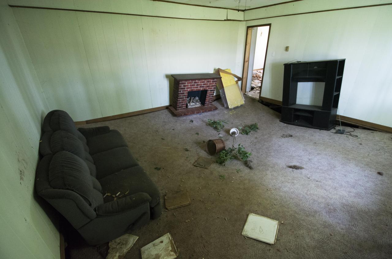 Let The Bodies Hit The Floor - May 2016 - DSC_0203.jpg