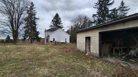 Sunday April 17th 2022 Adventure - House2.jpg