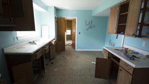 Nice Couch - May 2019 - 8.jpg