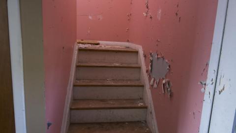 Nice Couch - May 2019 - 10.jpg