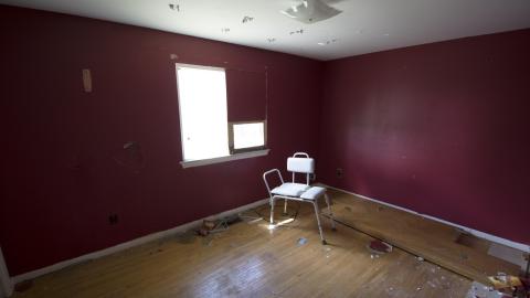 Nice Couch - May 2019 - 11.jpg