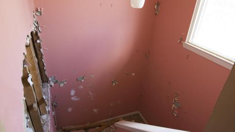 Nice Couch - May 2019 - 15.jpg