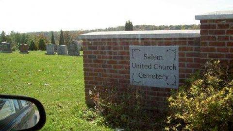 Halloween Witch Magic (2009) - Salems-Lot12.jpg