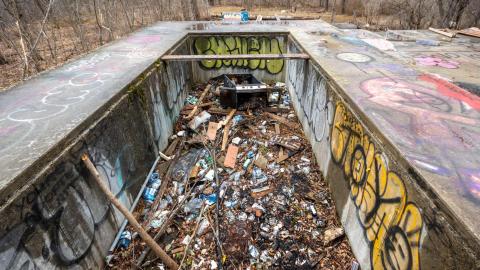 April 2022 - abandoned skate park in the woods-25.jpg