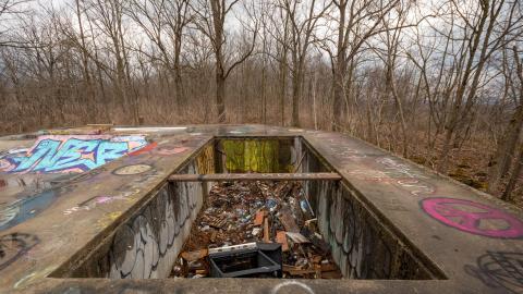 April 2022 - abandoned skate park in the woods-27.jpg