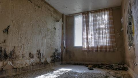 November '21 - NewCurtain_Det01.jpg