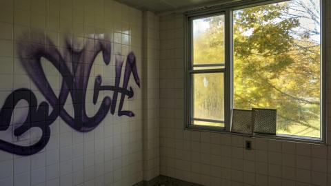 November '21 - GraffII_02.jpg