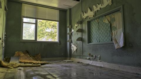 November '21 - Blinds01.jpg