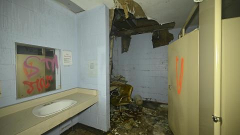 The Cum Closet - _DSC1404.JPG