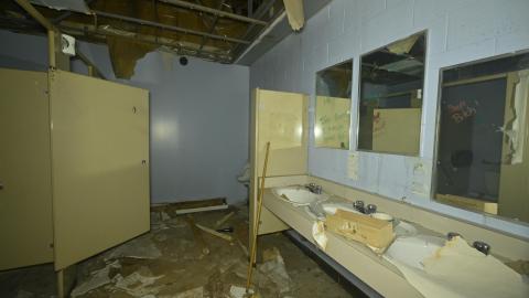 The Cum Closet - _DSC1407.JPG