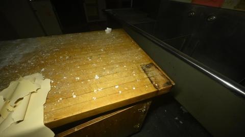 The Cum Closet - _DSC1421.JPG