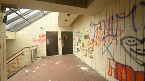 The Cum Closet - _DSC1435.JPG