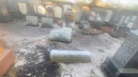 Gore Cemetery - 61B4978F-66F3-4B38-9511-5D802828EDA4.jpeg