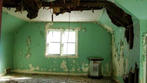 Brady bunch type house - House-with-a-View65.jpg