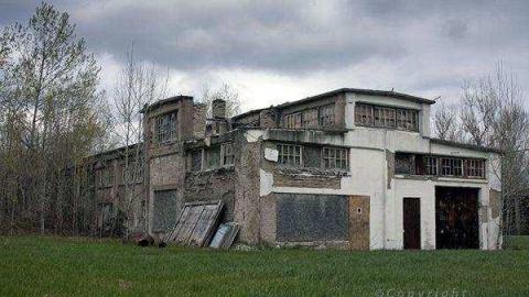 Gallery - Donald-(ghost-chemical-plant)87.jpg