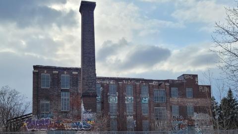 exterior linseed factory - 20220403_172028.jpg