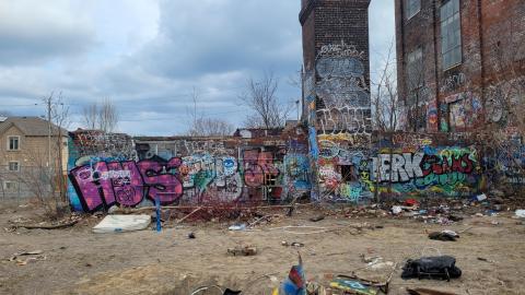 exterior linseed factory - 20220403_172140.jpg