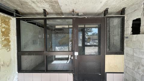 Abandoned government houseing - 5B84F159-5C21-44DD-9C53-57FE5DE5C02C.jpeg