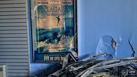 Imax theatre - EDEAE232-7C2F-4119-8073-B1067917D01A.jpeg
