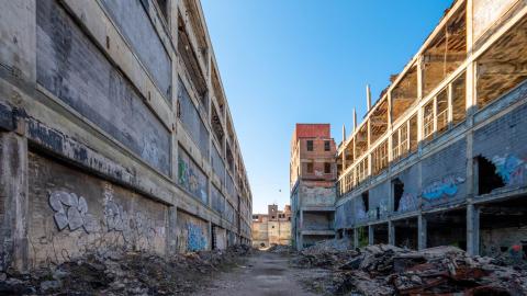 May 2022 - Abandoned Detroit Packard Plant 2022-18.jpg