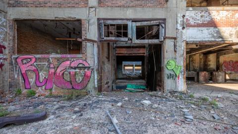 May 2022 - Abandoned Detroit Packard Plant 2022-22.jpg