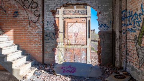 May 2022 - Abandoned Detroit Packard Plant 2022-32.jpg