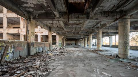 May 2022 - Abandoned Detroit Packard Plant 2022-54.jpg