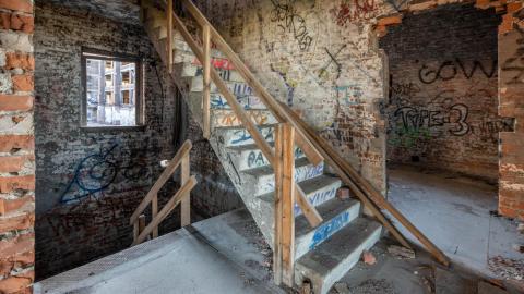 May 2022 - Abandoned Detroit Packard Plant 2022-61.jpg