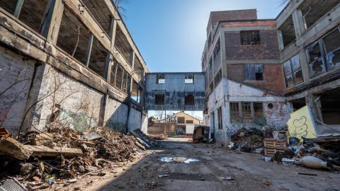 May 2022 - Abandoned Detroit Packard Plant 2022-91.jpg