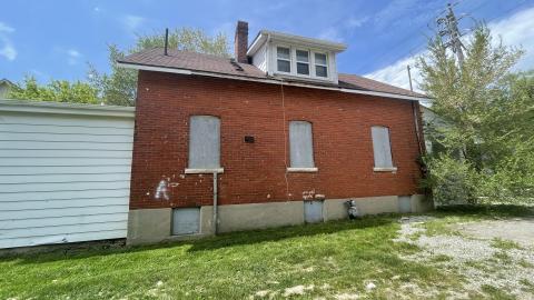 Abandoned house - AA353197-2457-4520-817E-AA6515D64215.jpeg