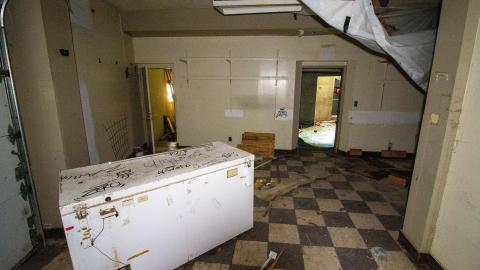 May 2022 - No More Baked Goods - IMG_1979.JPG