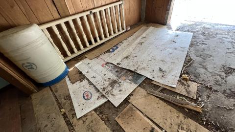 Gas And Trash photo 5