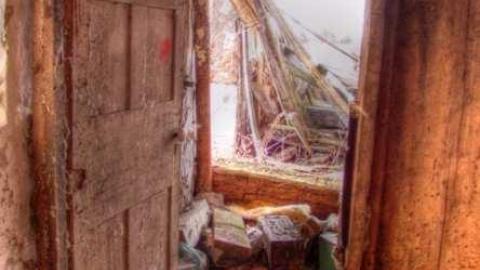 Trashy Treasure - Trashed-Mclaughlin4.jpg