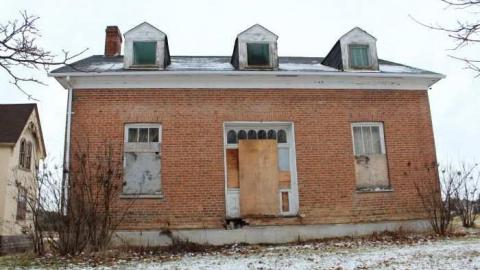 Cullen Houses - The-Prettiest-Street265.jpg